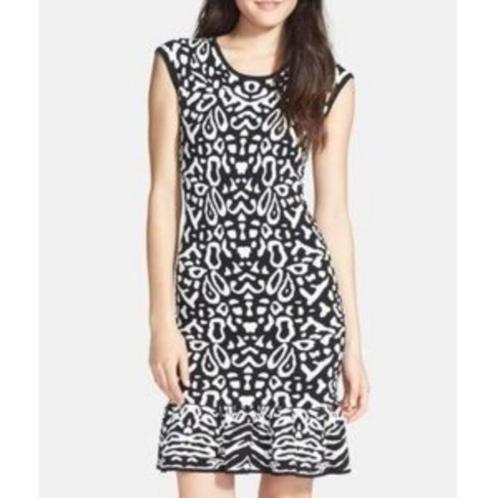 Felicity & Coco Selia dress NWT large